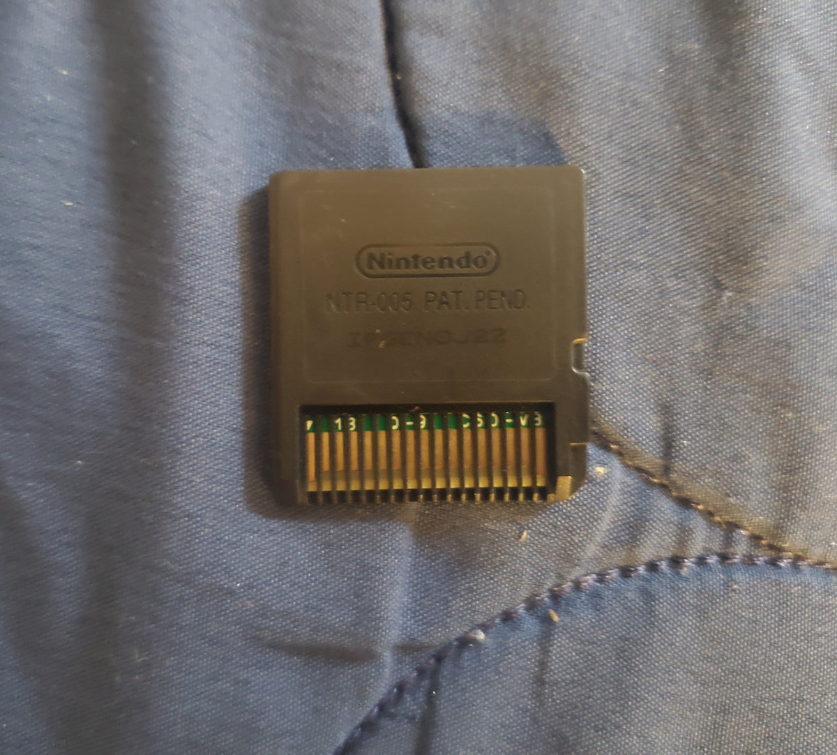 Pokemon White Version 2 NDS Video Game Cartridge Nintendo DS 2012